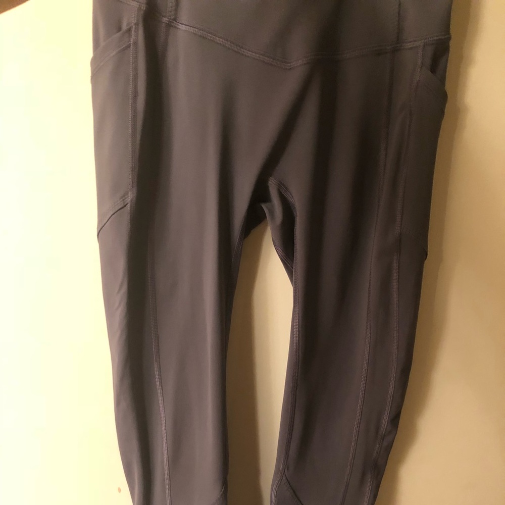 LuluLemon “All the right places” leggings